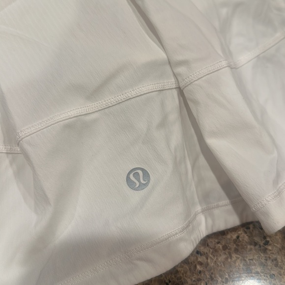 Lululemon skirt - Picture 4 of 4